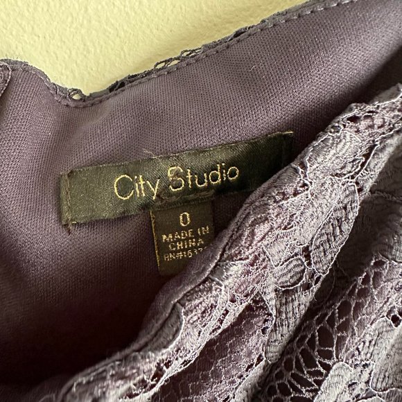 NWT CITY STUDIO Navy Lace Long Sleeve Zippered Square Neck Ladies Party Dress, 0 - Picture 5 of 7